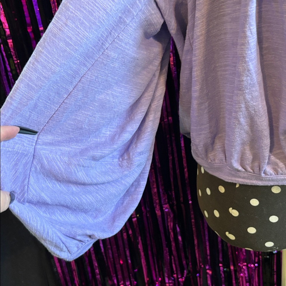 {Free People} Casual Purple Top - Picture 2 of 3